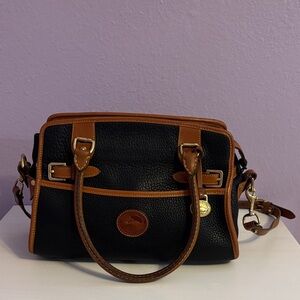 Vintage Dooney & Bourke Black and Tan Leather Handbag